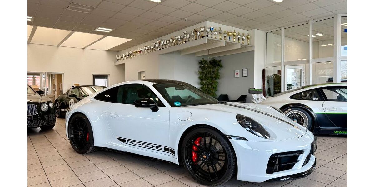 Porsche 992 15.992 km 145.850 &euro; Stuhr-Bremen 28816