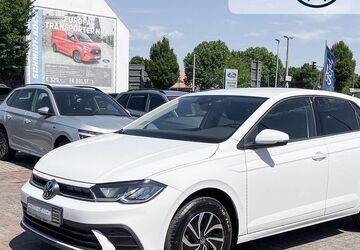 VW Polo 28.100 km 17.450 &euro; Bremen 28201
