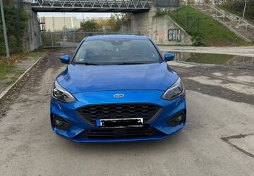 Ford Focus 61.000 km 15.500 &euro; Bremen 28309