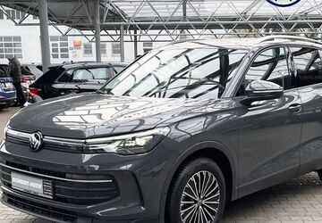 VW Tiguan 9.415 km 34.750 &euro; Delmenhorst 27751