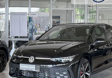 VW Golf 8.500 km 52.450 &euro; Bremen 28757