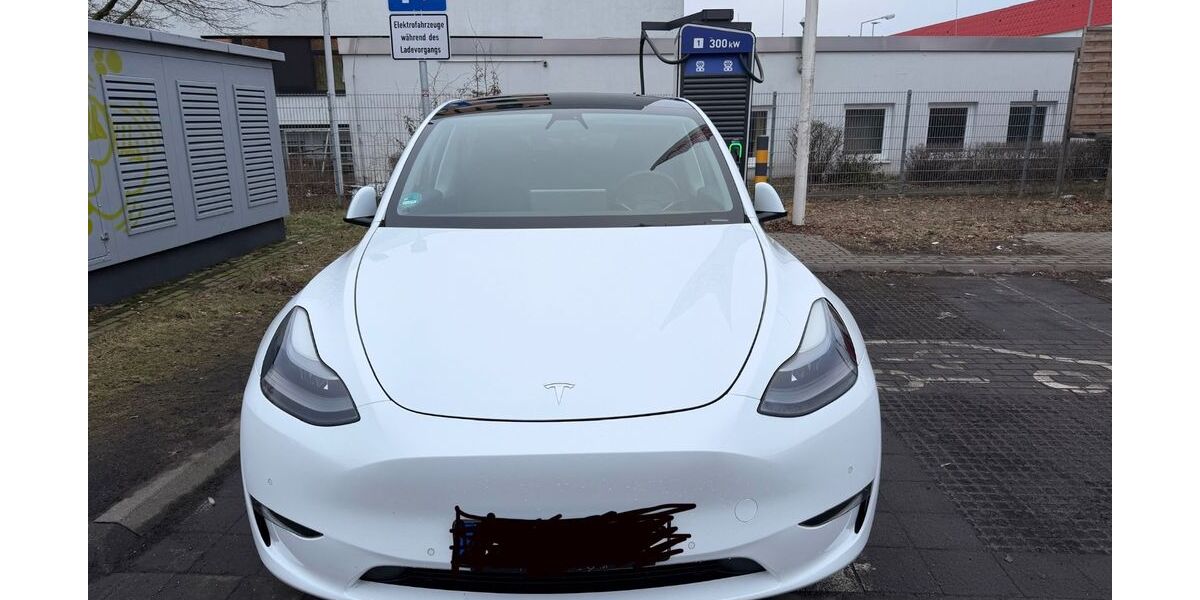 Tesla Model Y 138.000 km 25.500 &euro; Sottrum 27367