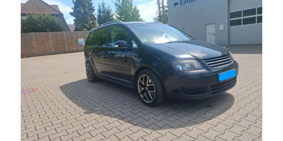 VW Touran 317.300 km 1.100 &euro; Bremen 28759