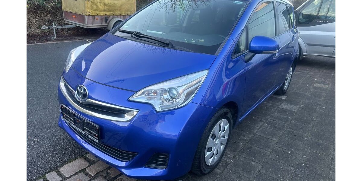 Toyota Verso-S 79.890 km 7.990 &euro; Bremen 28215