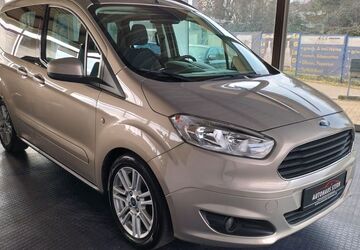 Ford Tourneo Courier 109.150 km 8.200 &euro; Bremen 28201