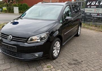 VW Touran 23.500 km 14.900 &euro; Bremen 28279