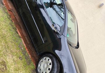 VW Golf 133.656 km 1.600 &euro; Syke 28857