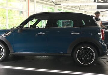 Mini Countryman S (Cooper) 118.000 km 8.700 &euro; Bremen 28355