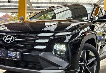 Hyundai TUCSON 9.000 km 27.890 &euro; Wallhöfen bei Bremen 27729