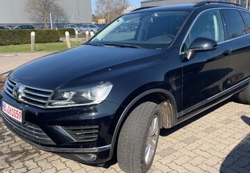 VW Touareg 258.900 km 13.900 &euro; Bremen 28307