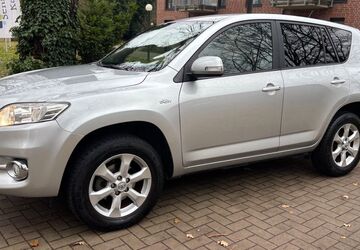 Toyota RAV 4 179.000 km 9.200 &euro; Bremen 28355