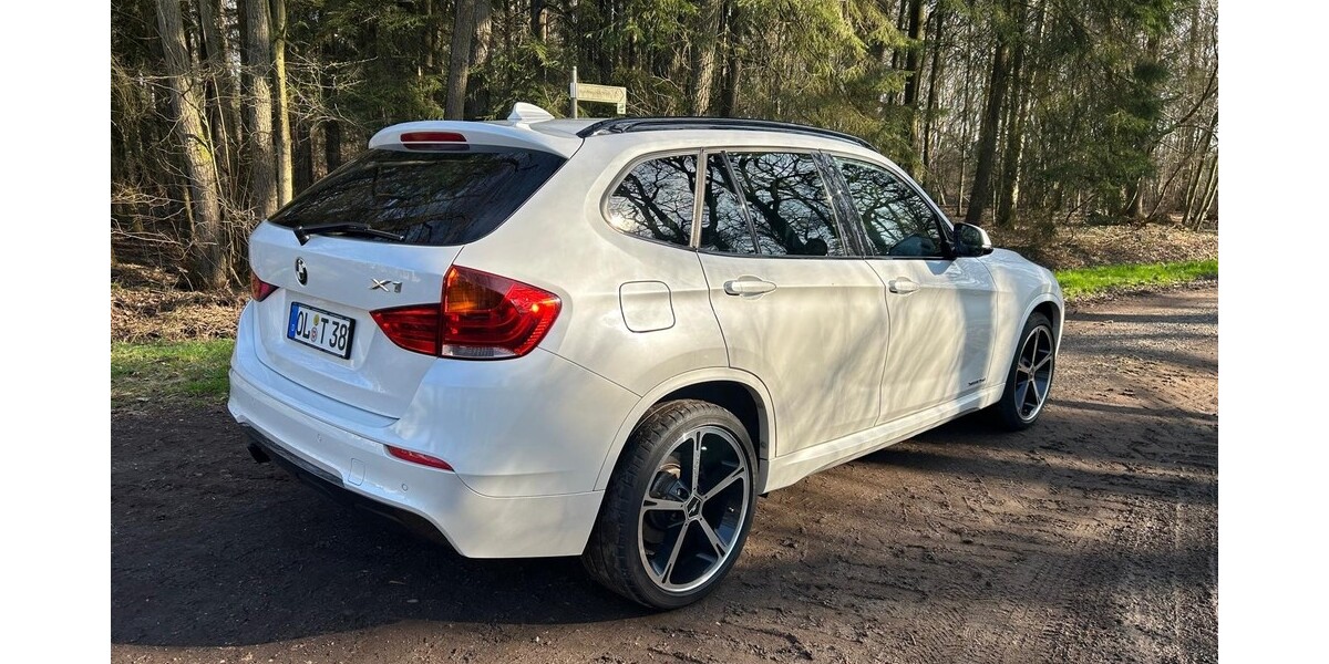 BMW X1 156.781 km 11.999 &euro; Ganderkesee 27777