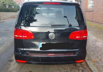 VW Touran 218.000 km 8.000 &euro; Osterholz-Scharmbeck 27711