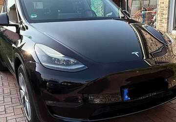 Tesla Model Y 79.000 km 39.500 &euro; Bremen, Stadt 28279