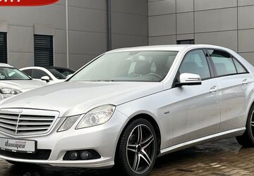 Mercedes-Benz E 220 230.000 km 6.490 &euro; Bremen 28237