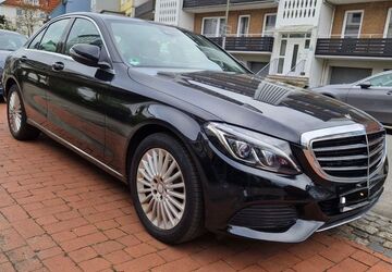 Mercedes-Benz C 180 105.585 km 15.000 &euro; Bremen 28213