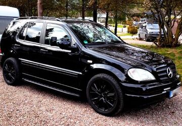 Mercedes-Benz ML 320 230.000 km 3.900 &euro; Bremen 28203