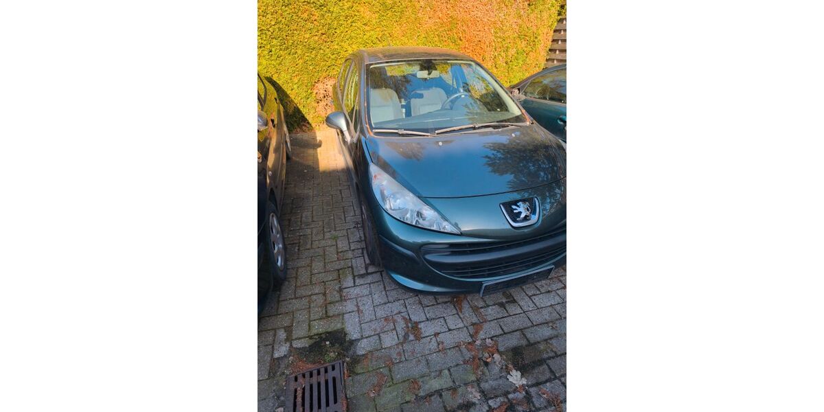 Peugeot 207 146.315 km 2.200 &euro; Hambergen 27729