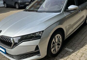 Skoda Octavia 49.720 km 23.500 &euro; Bremen 28357