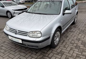VW Golf 175.000 km 2.990 &euro; Achim 28832