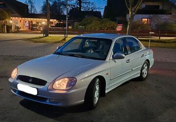 Hyundai SONATA 188.000 km 2.200 &euro; Bremen 28719