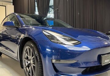 Tesla Model 3 89.907 km 27.890 &euro; Grasberg 28879