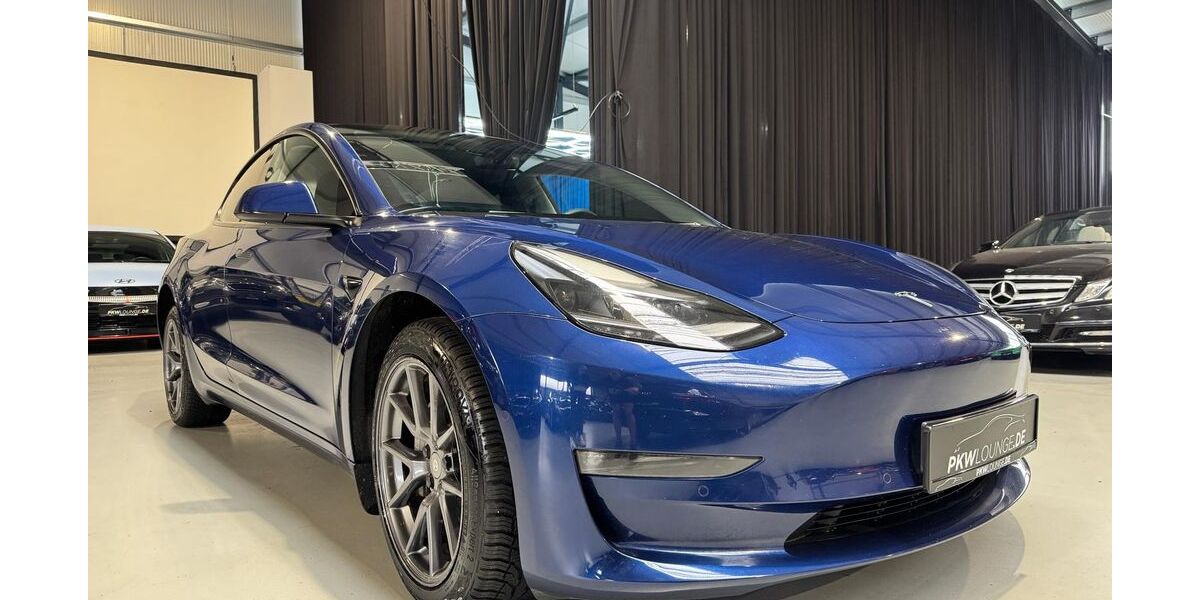 Tesla Model 3 89.907 km 27.890 &euro; Grasberg 28879