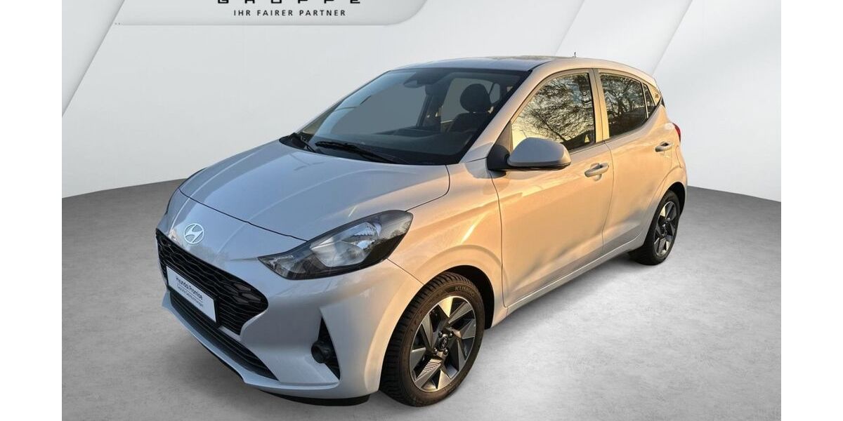 Hyundai i10 17.177 km 15.490 &euro; Bremen 28359