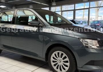 Skoda Fabia 42.800 km 9.490 &euro; Bremen 28207