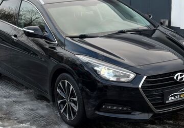 Hyundai i40 138.000 km 11.990 &euro; Bremen 28219