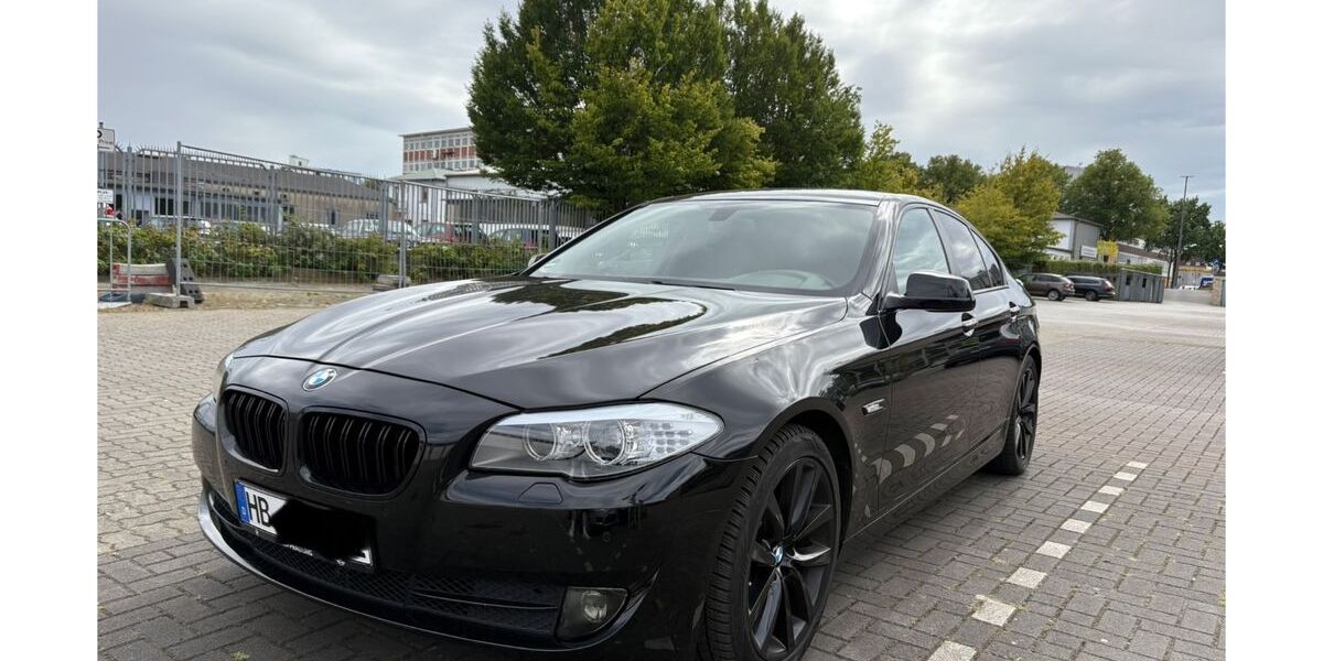 BMW 520 124.000 km 13.300 &euro; Bremen 28205