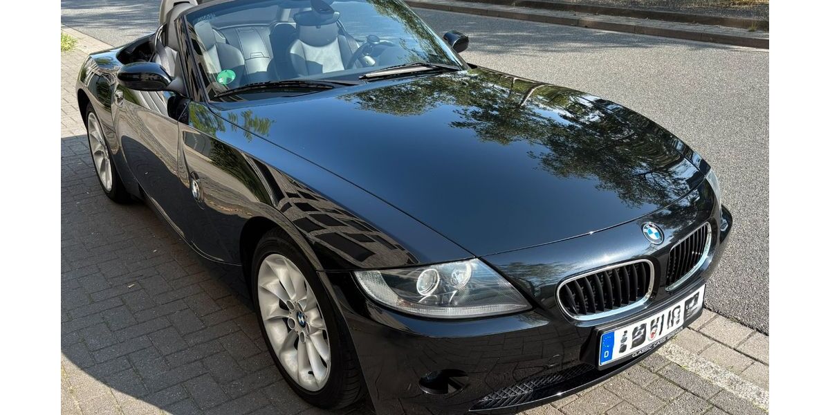 BMW Z4 52.000 km 15.900 &euro; Bremen 28215