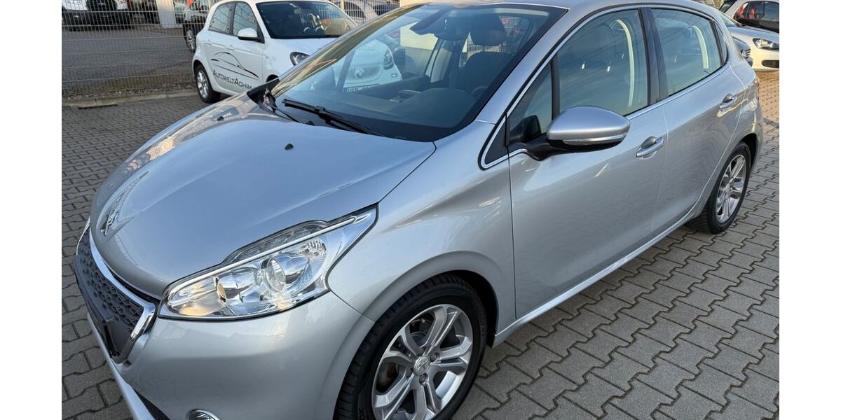 Peugeot 208 90.000 km 7.450 &euro; Achim 28832