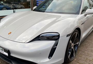 Porsche Taycan 24.800 km 72.500 &euro; Achim 28832