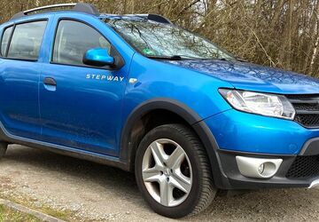 Dacia Sandero 141.000 km 4.490 &euro; Bremen 28197