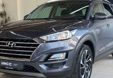 Hyundai TUCSON 101.428 km 17.940 &euro; Stuhr / Seckenhausen 28816