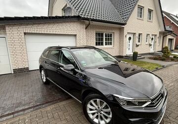 VW Passat Variant 49.400 km 24.950 &euro; Bremen 28307