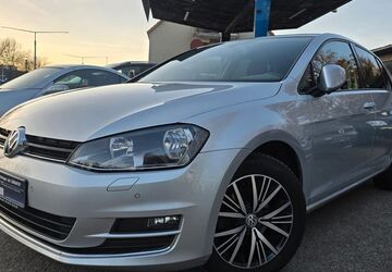VW Golf 104.706 km 12.300 &euro; Bremen 28237