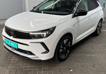 Opel Grandland (X) 16.989 km 27.690 &euro; Lilienthal 28865