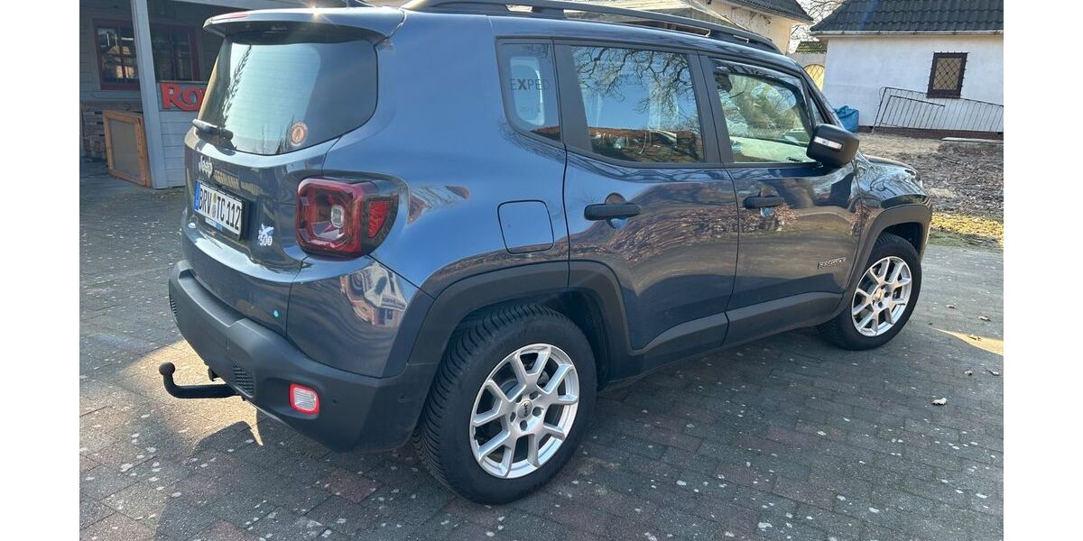 Jeep Renegade 19.500 km 24.500 &euro; Hepstedt 27412