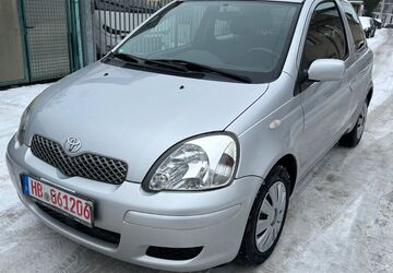 Toyota Yaris 152.300 km 1.940 &euro; Bremen 28215