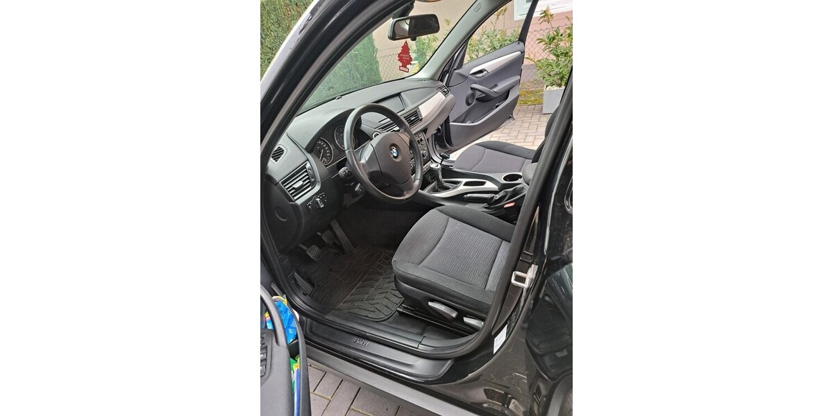 BMW X1 199.360 km 9.300 &euro; Delmenhorst 27749