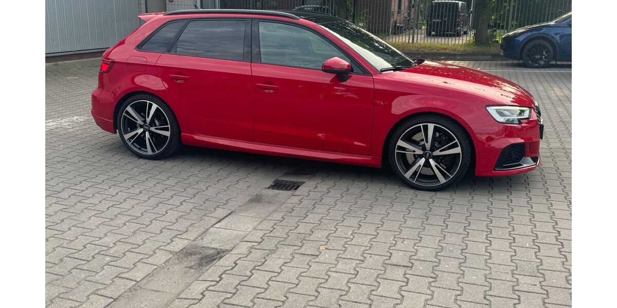 Audi RS3 51.000 km 42.000 &euro; Ganderkesee 27777