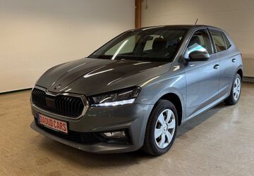 Skoda Fabia 28.000 km 13.499 &euro; Bremen 28259
