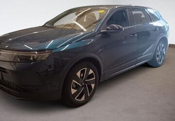 Opel Grandland (X) 8.261 km 29.990 &euro; Bremen 28779