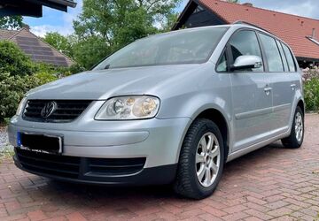 VW Touran 330.000 km 3.500 &euro; Bremen 28357