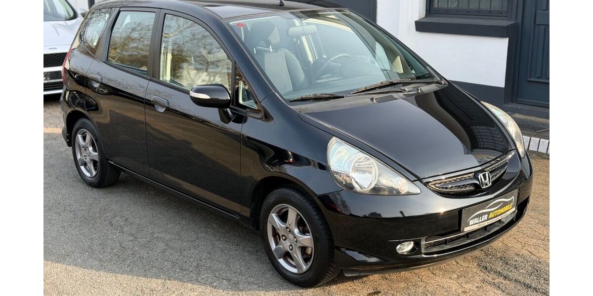 Honda Jazz 94.000 km 6.650 &euro; Bremen 28219