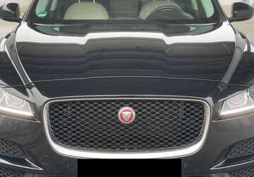 Jaguar F-Pace 151.000 km 19.400 &euro; Bremen 28759