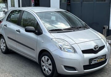 Toyota Yaris 101.000 km 5.990 &euro; Bremen 28219