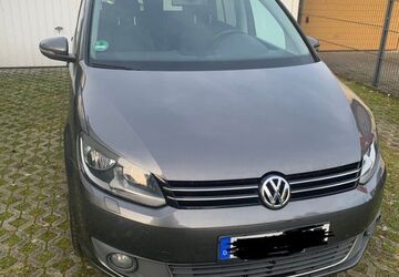VW Touran 145.000 km 7.900 &euro; Bremen 28215